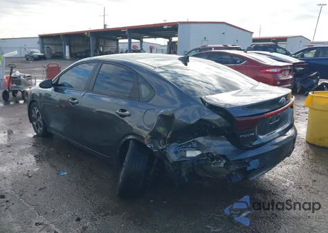 2021 Kia Forte Lxs из США, поврежденный, VIN 3KPF24AD5ME373383